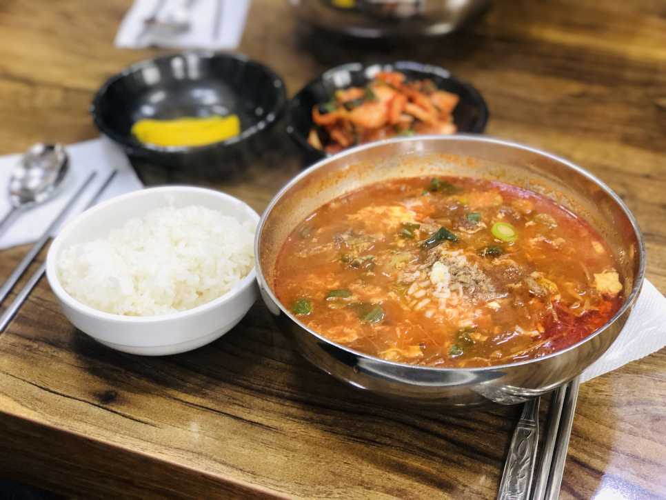 시골장칼국수 이미지