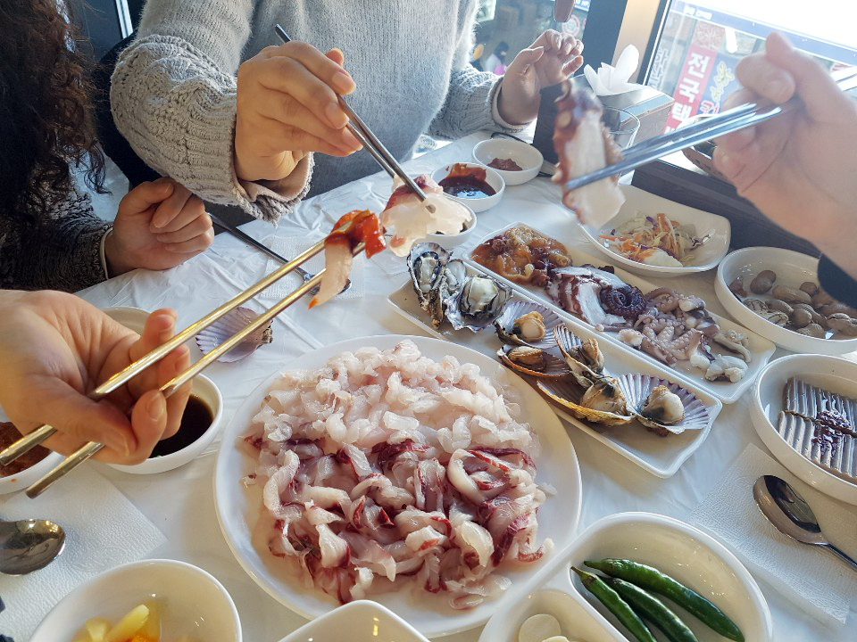 남해수산횟집 이미지