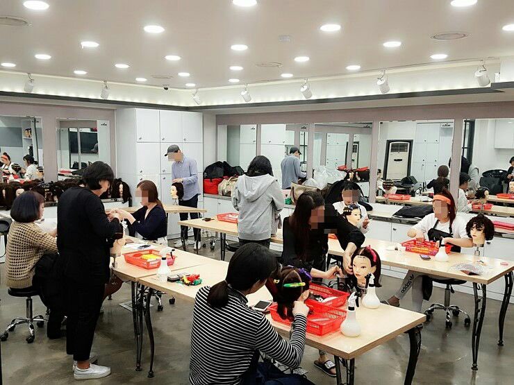 끌레르네일 이미지