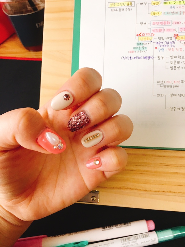 꼼꼬미친구 이미지