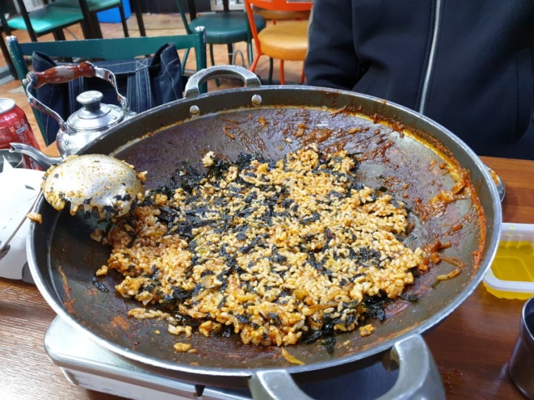 신당동 옛날떡볶이 식당 이미지