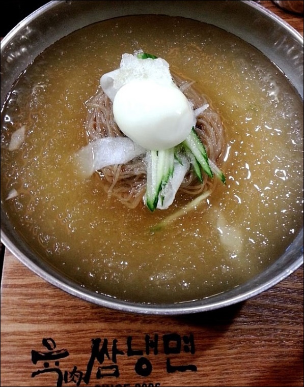 육쌈냉면 이미지