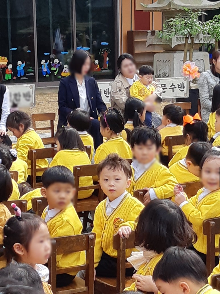 모모유치원 이미지