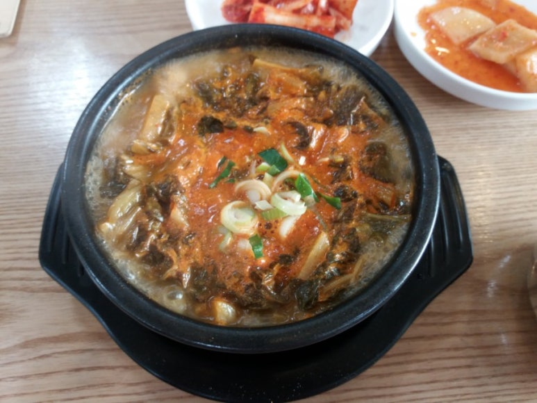 안동장터소고기국밥 이미지