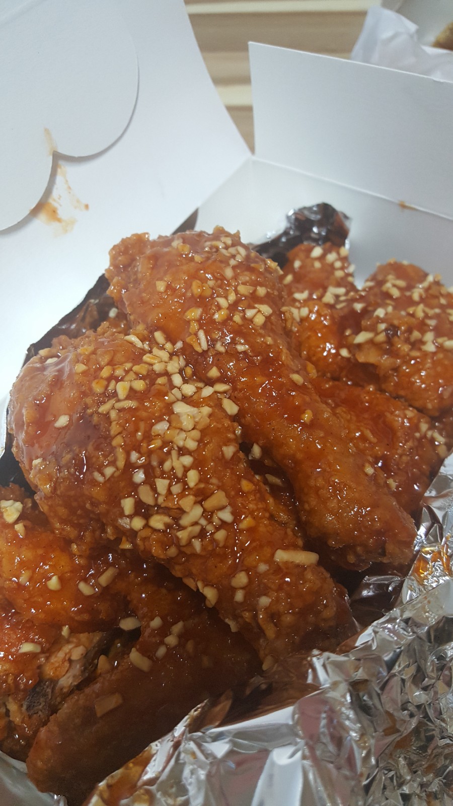 알맹치킨 이미지
