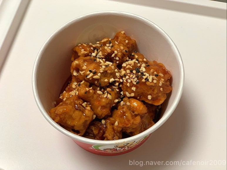 욱이네닭강정 이미지
