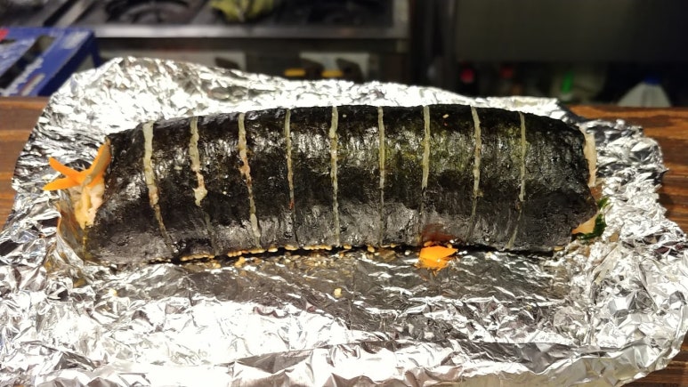 한입김밥 이미지