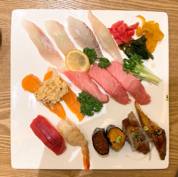 용하초밥참치 이미지