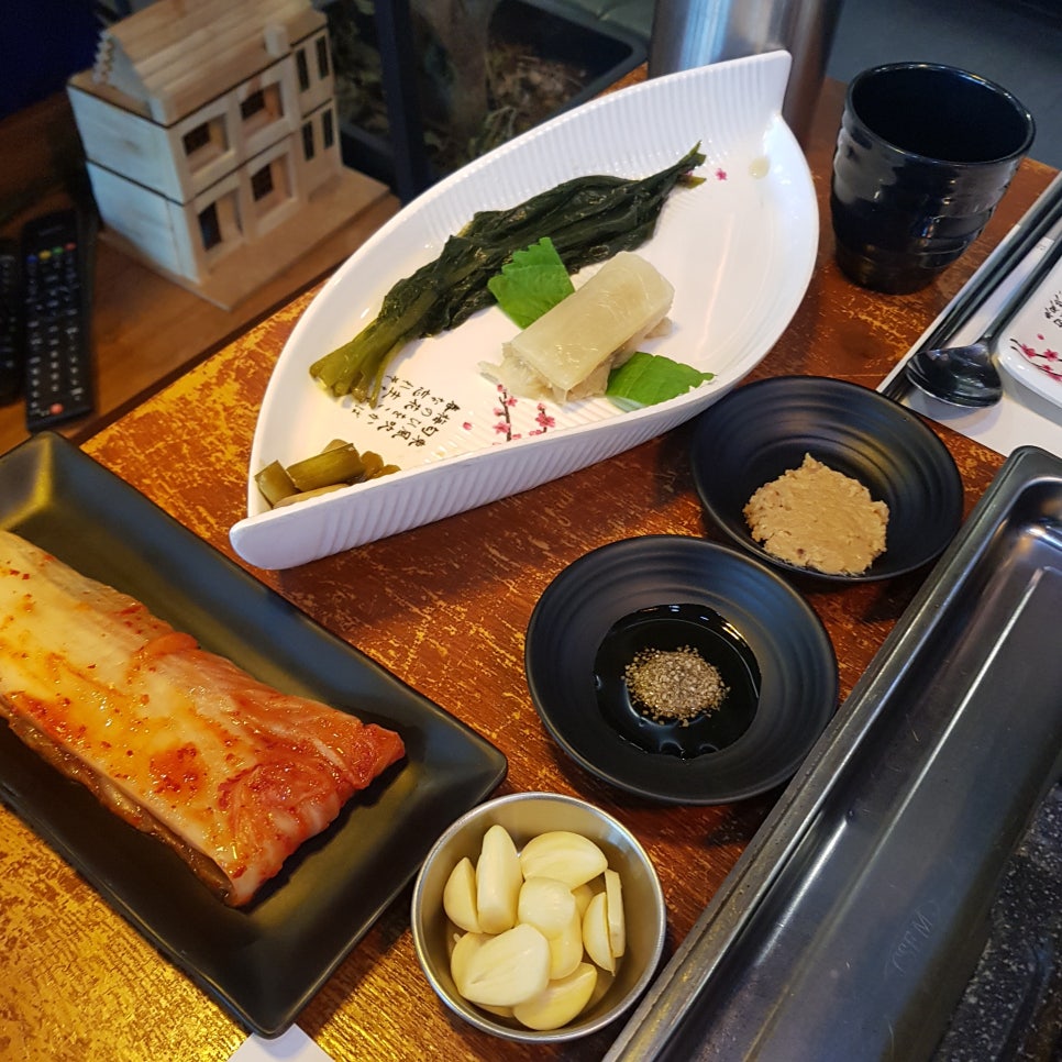 흑돼지잡스 이미지