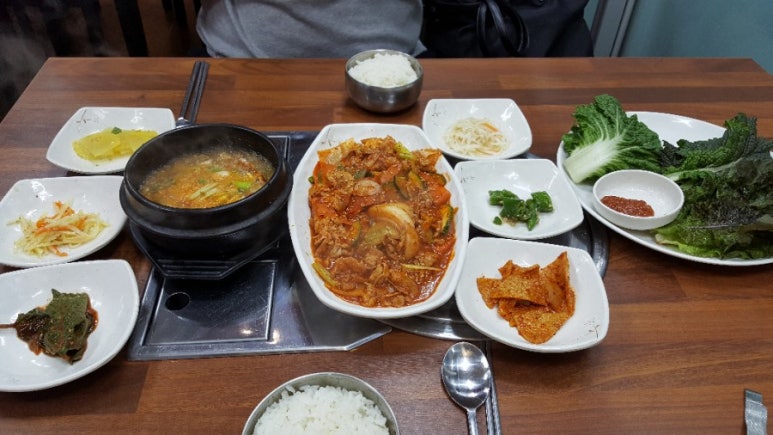 정든식당 이미지