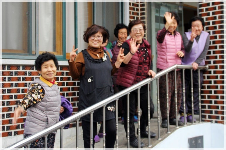 청춘짜장 이미지