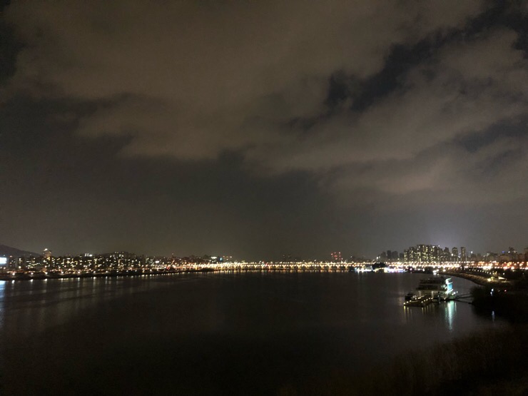 카페구름 이미지