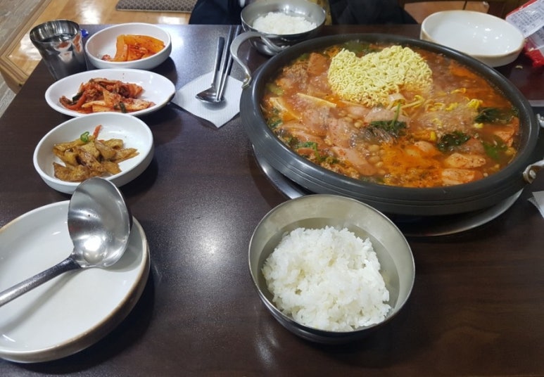 남대문 부대찌개 이미지