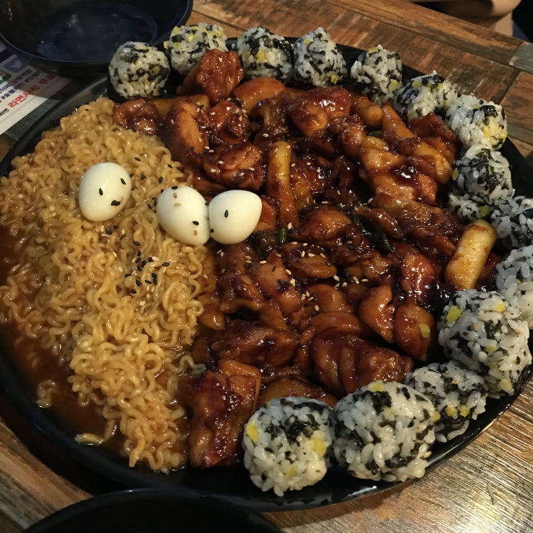 숯불꼬꼬아찌 이미지