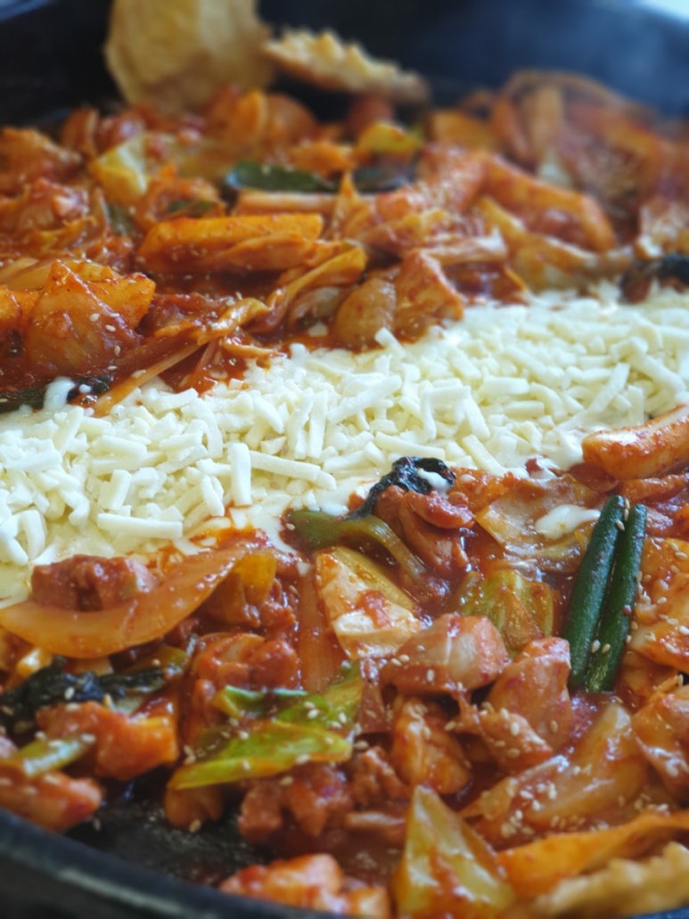 홍춘천치즈닭갈비 이미지