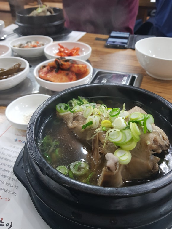 나능이버섯백숙 이미지