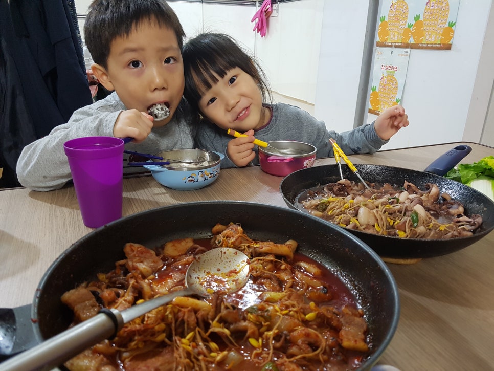 쭈꾸미삼겹살 이미지