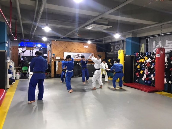 아인스유도관 이미지
