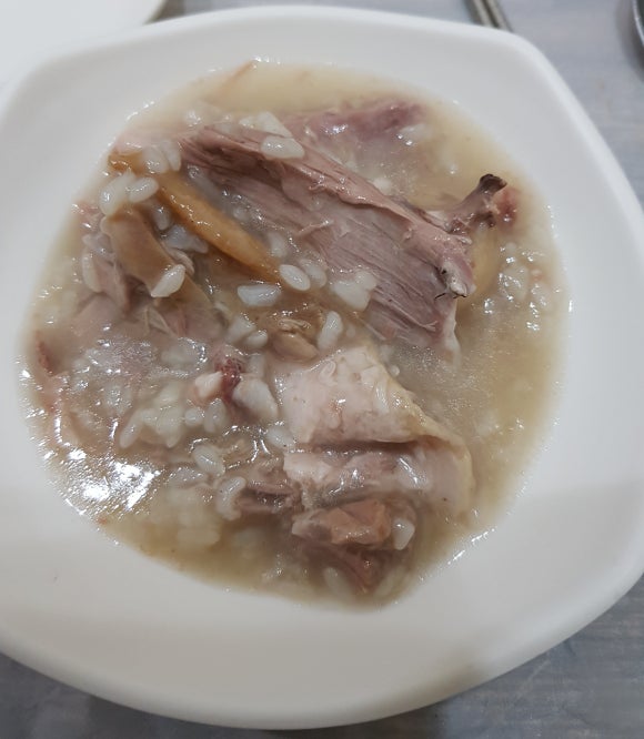 에덴오리누룽지백숙 이미지