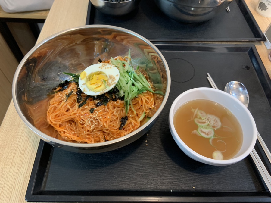 바른국수둥이네 이미지