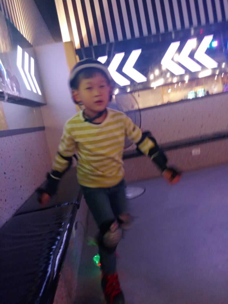 장유 크로스 롤러 이미지