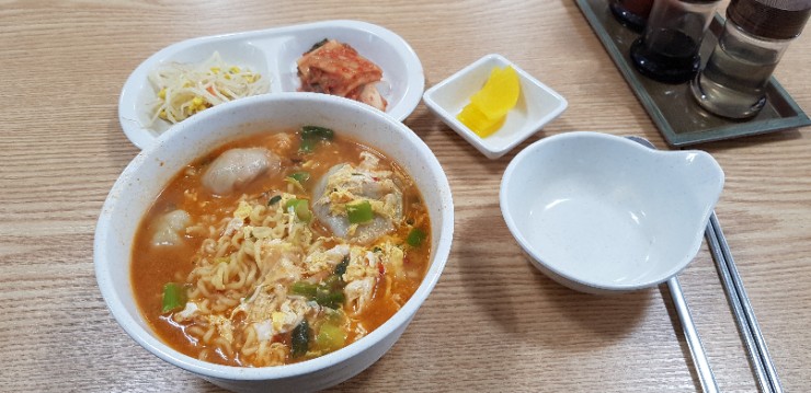 옛날손만두 이미지