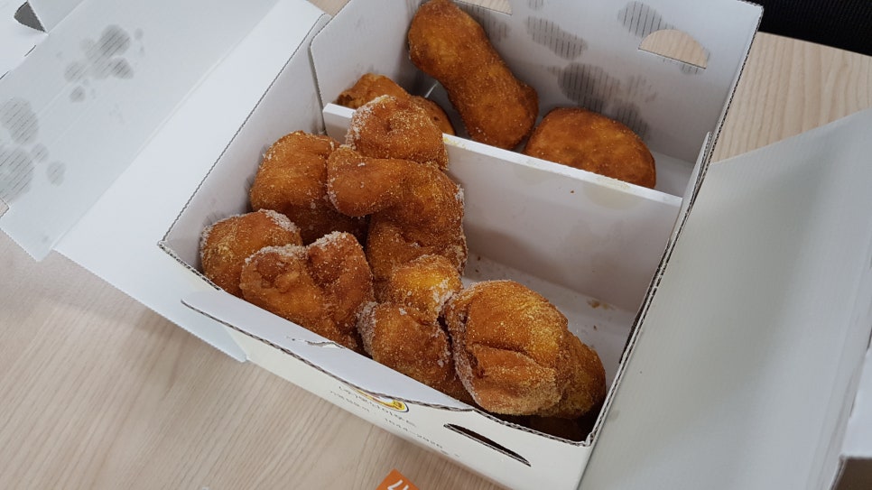 못난이꽈배기 이미지