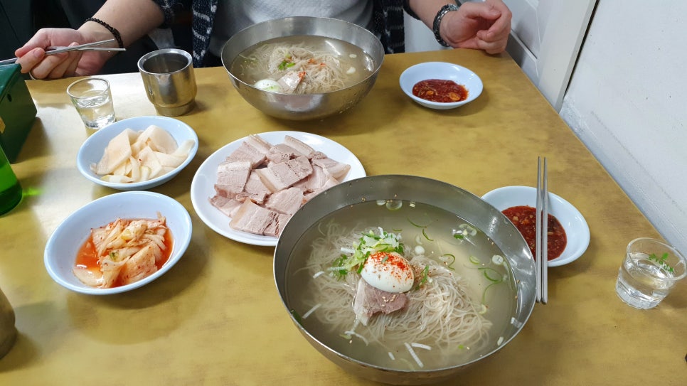 평양냉면 이미지