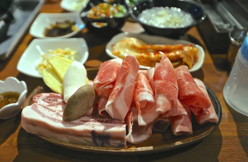 날씬흑돼지 이미지