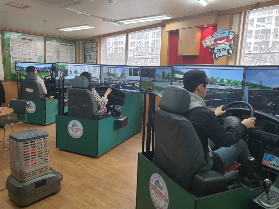 드라이빙114실내운전 이미지