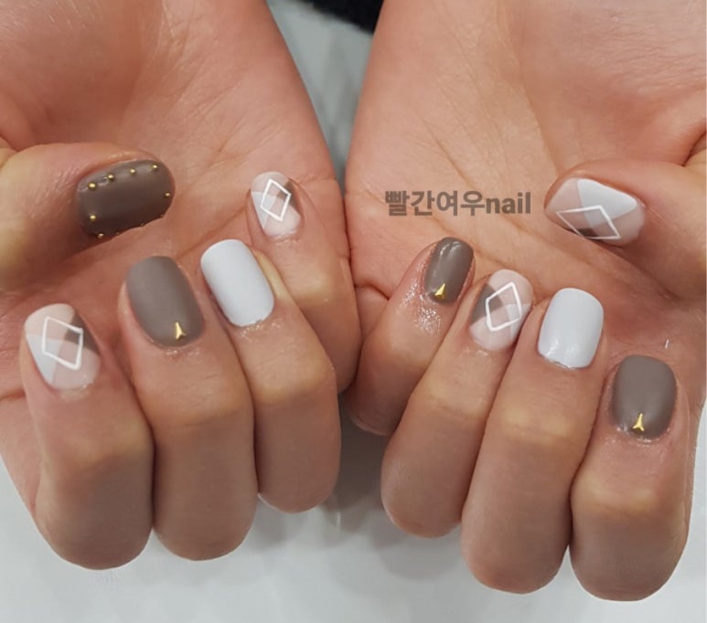 빨간여우속눈썹 이미지