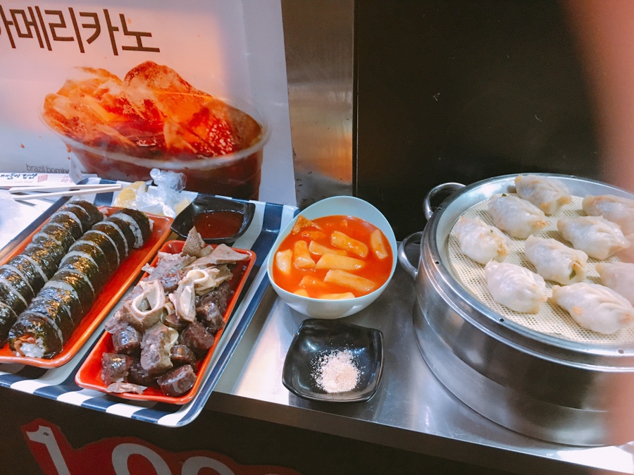 먹깨비김밥만두 이미지