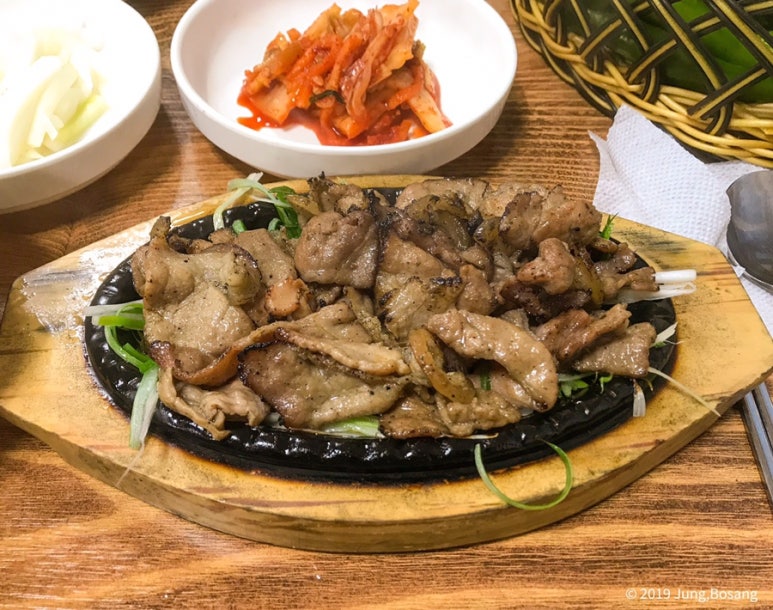 제주연탄돼지불백 이미지