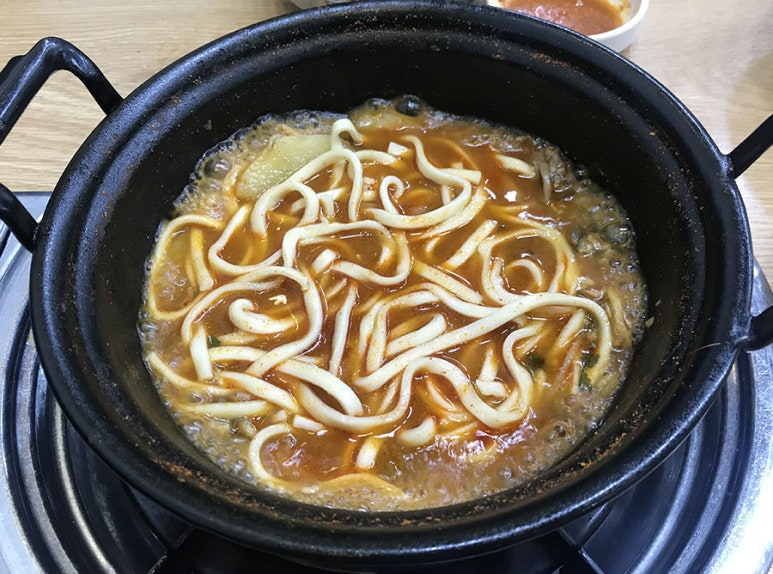참마루등촌칼국수 이미지