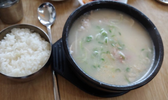 명장 돼지국밥 이미지
