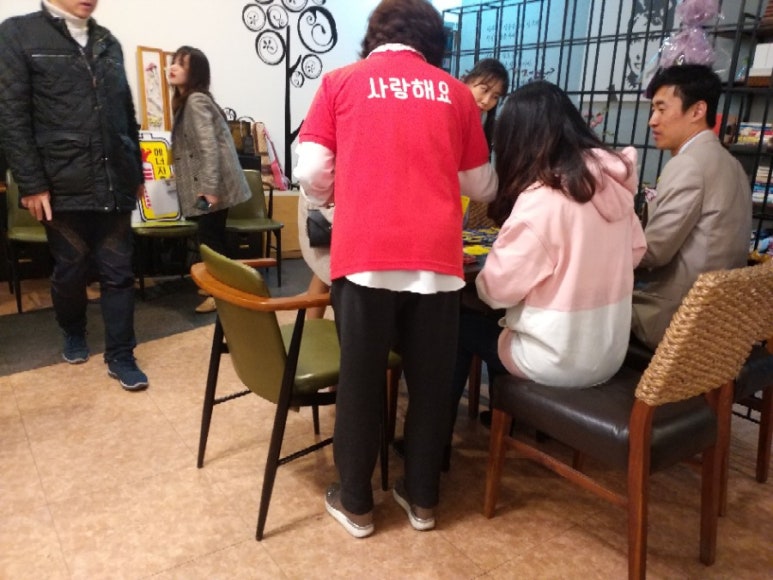준커피숍 이미지