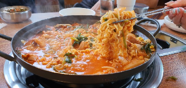 친구네 짜글이 이미지