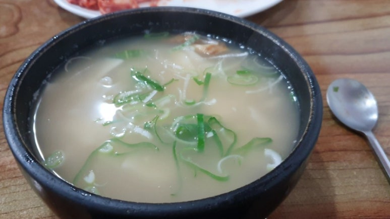 고전칼국수 이미지