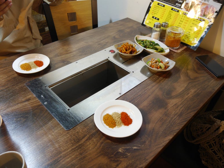 동북숯불꼬치구이 이미지