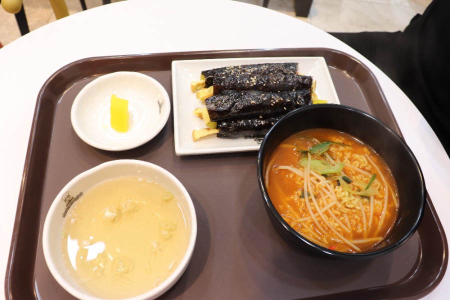 꼬마김밥3형제 이미지
