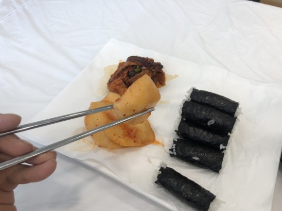 시장충무김밥 이미지