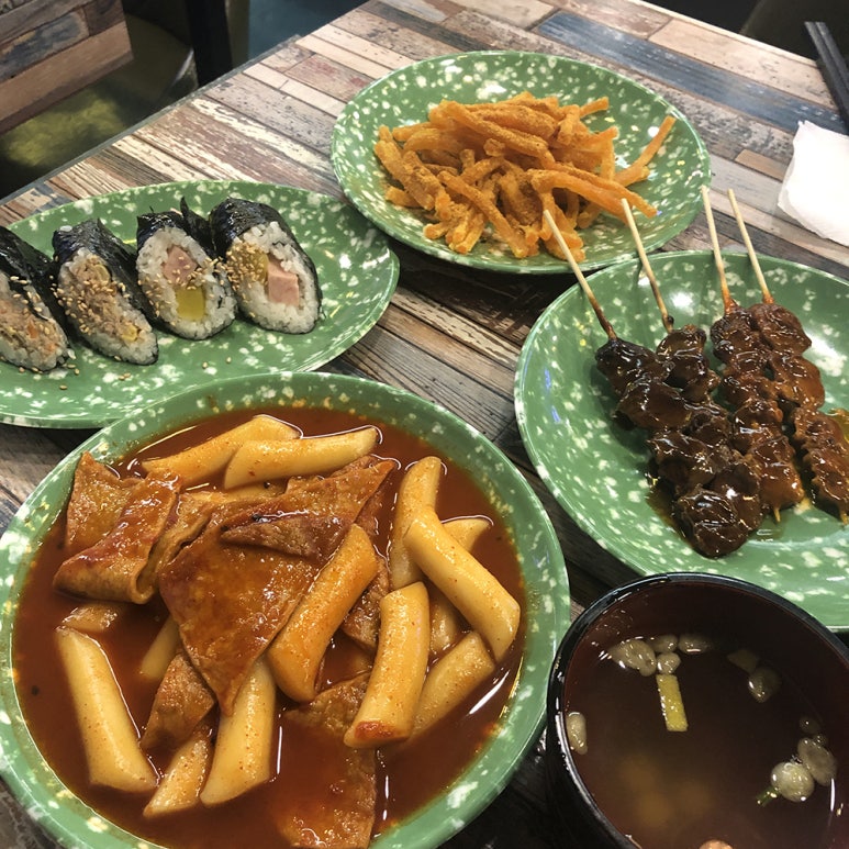 엔돌핀분식 이미지