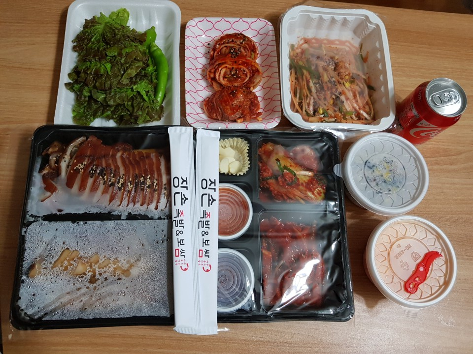 장손족발 이미지