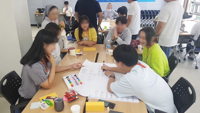 평화인력센터 이미지