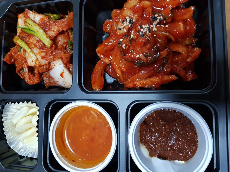 장손족발 이미지