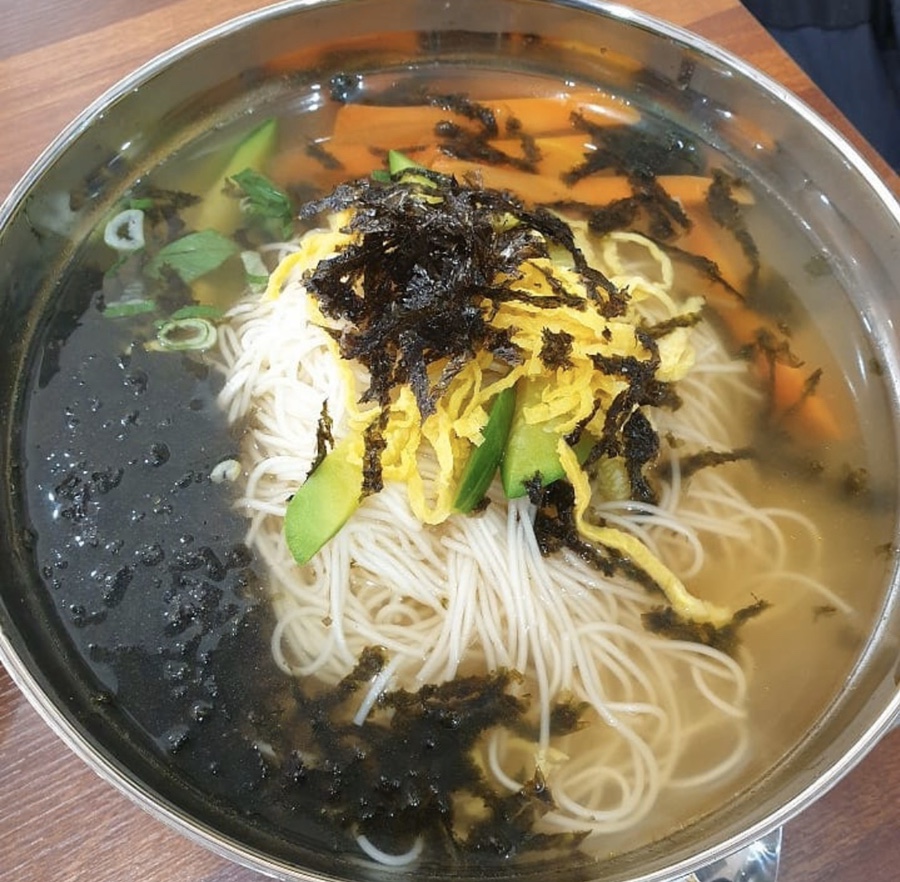 산마루멸치국수 이미지
