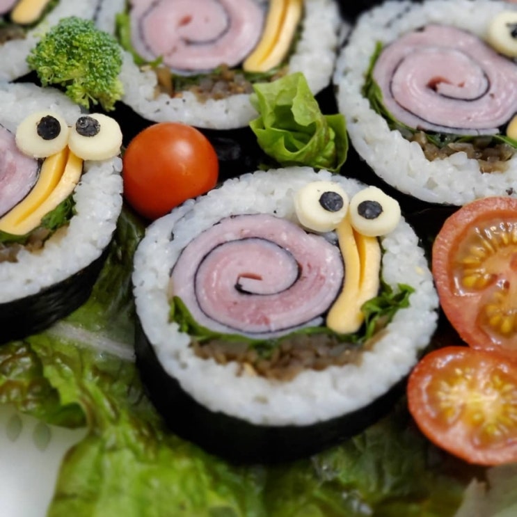 달팽이김밥 이미지