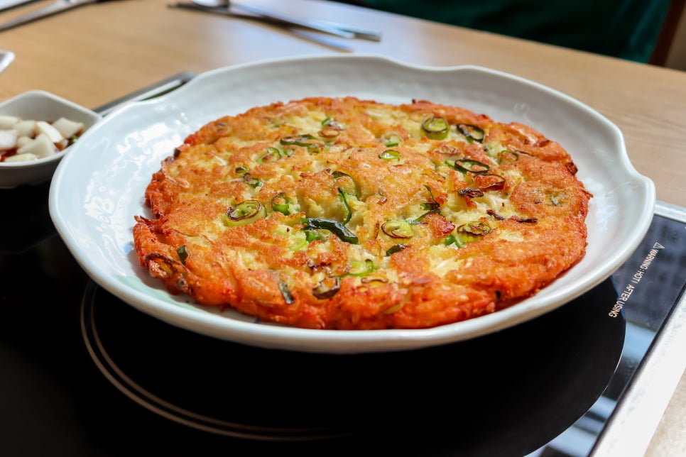 수라칼국수 이미지