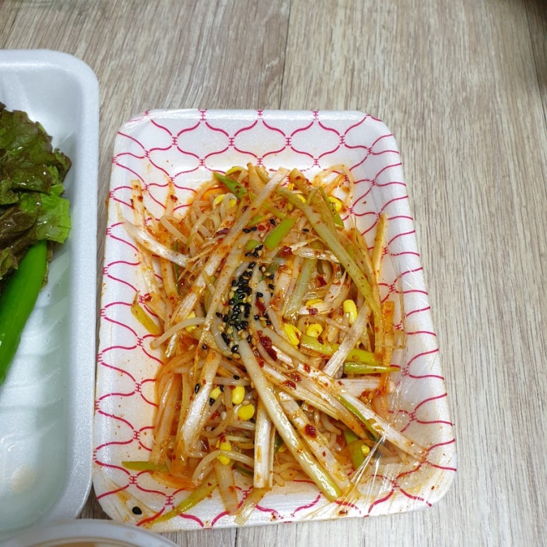 장손족발 이미지