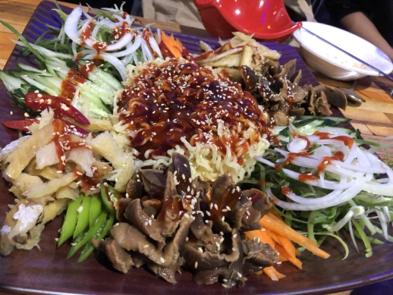 까치통닭 이미지